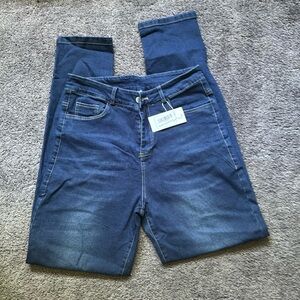 Knockoff Judy Blue dark wash jeans size 8/10.